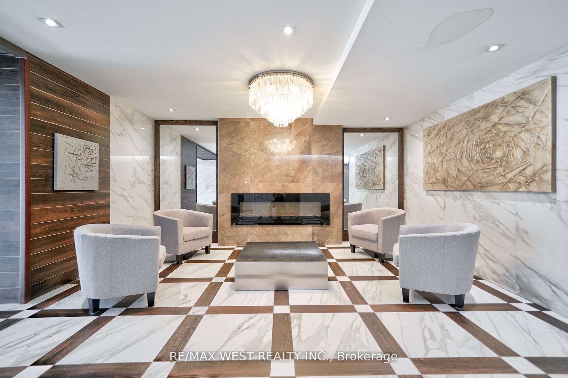 100 Wingarden Crt, #2015
