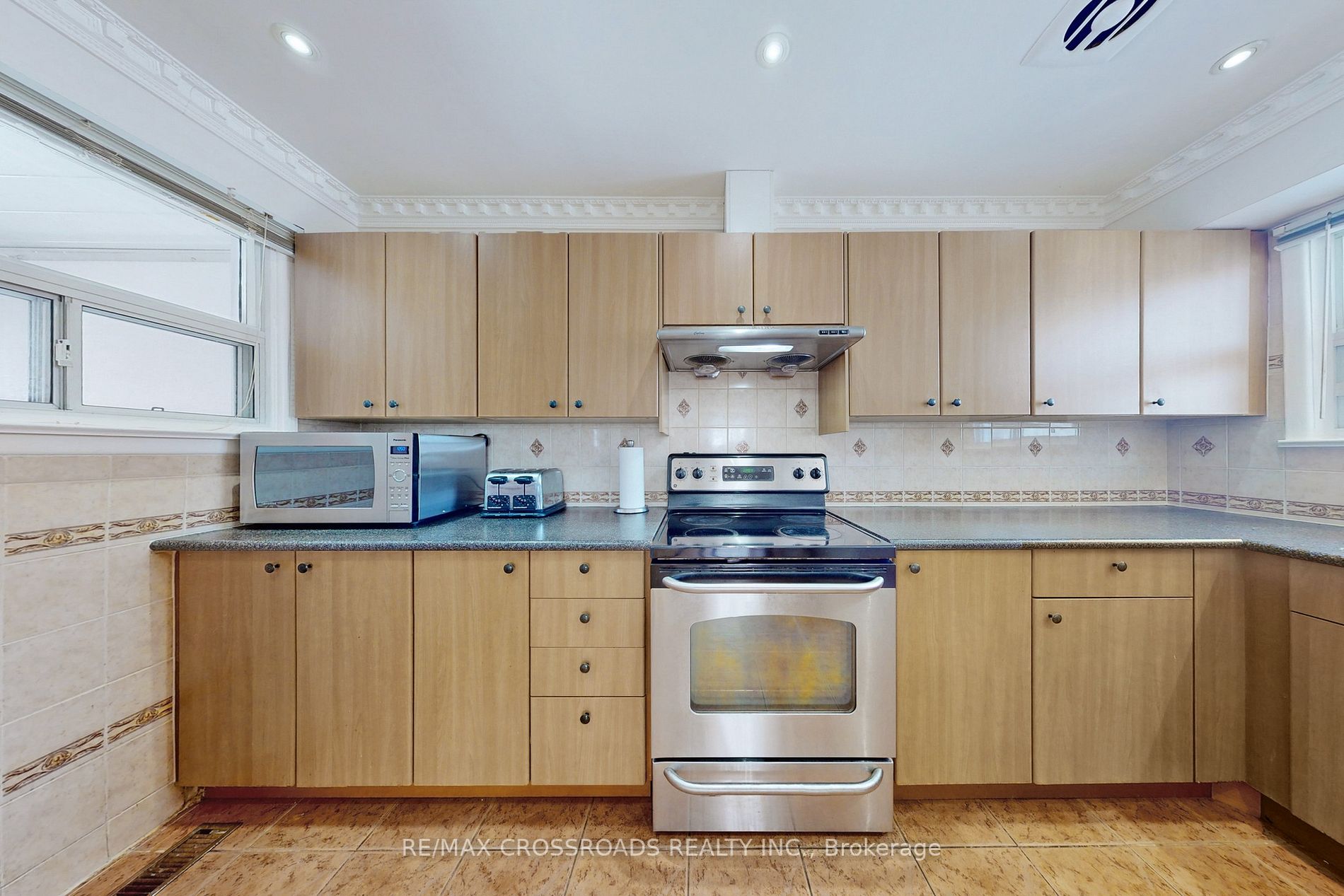 46 Perivale Crescent