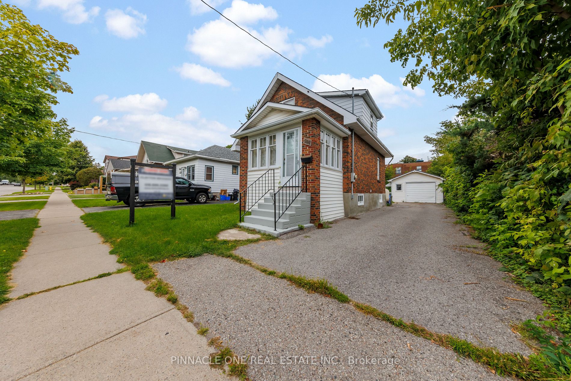 294 Buena Vista Ave N