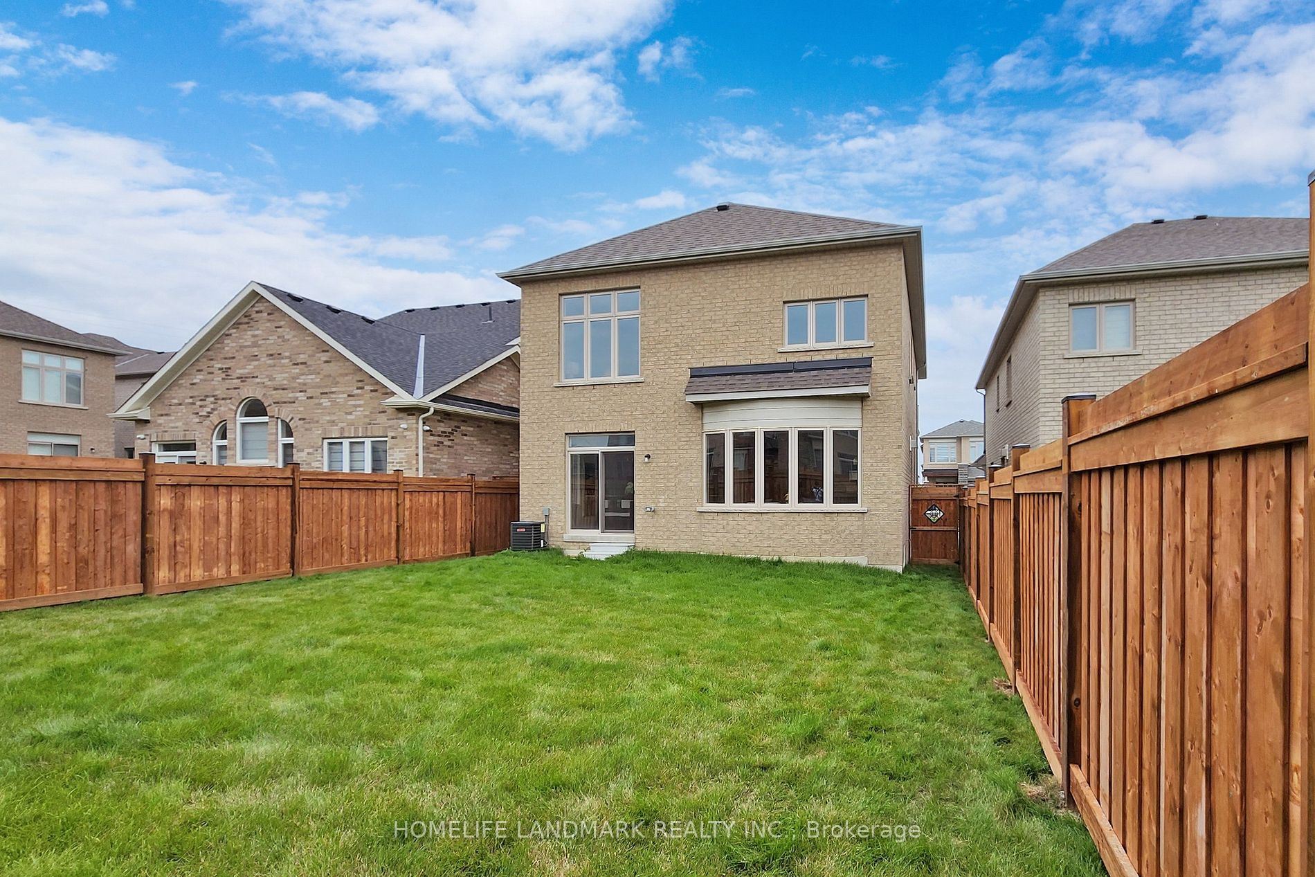 6 Morley Crescent