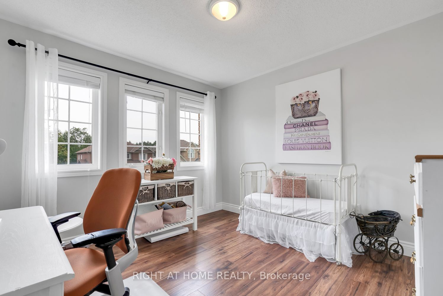 23 Don Morris Crt
