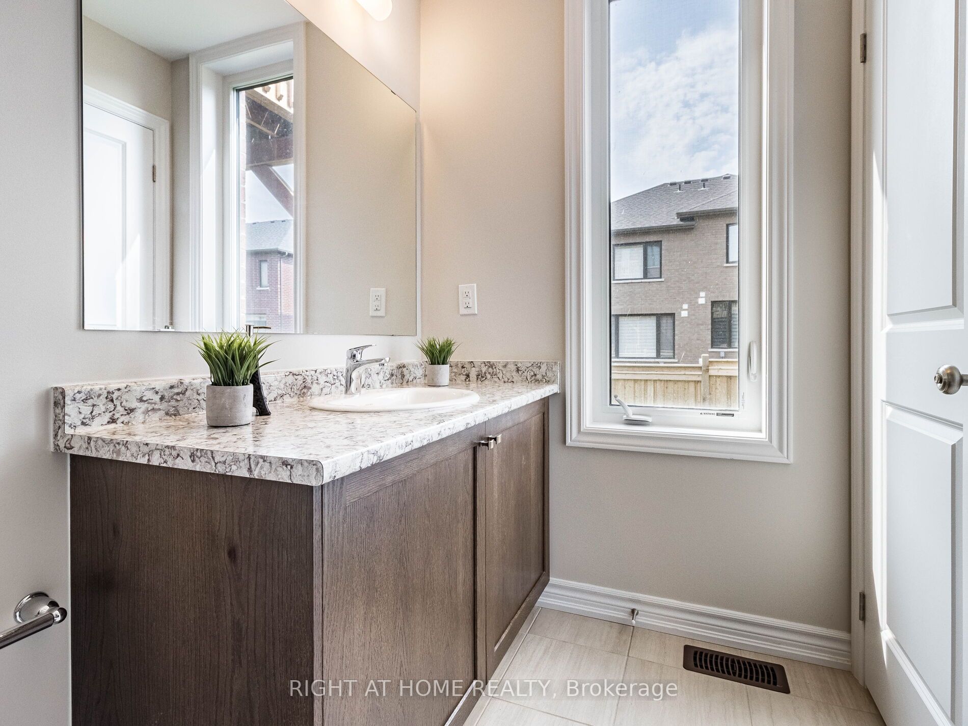 Listing E6756560 - Large Photo # 34