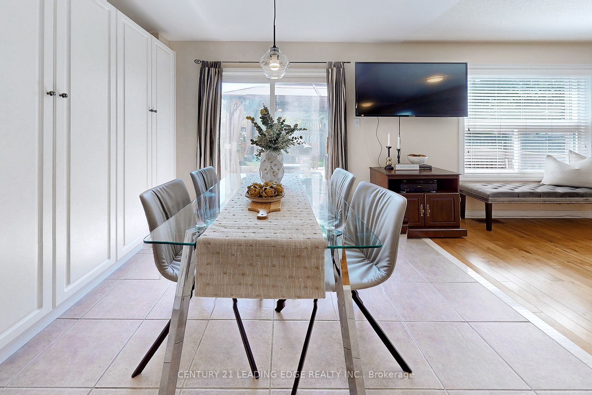 1 Teagarden Crt