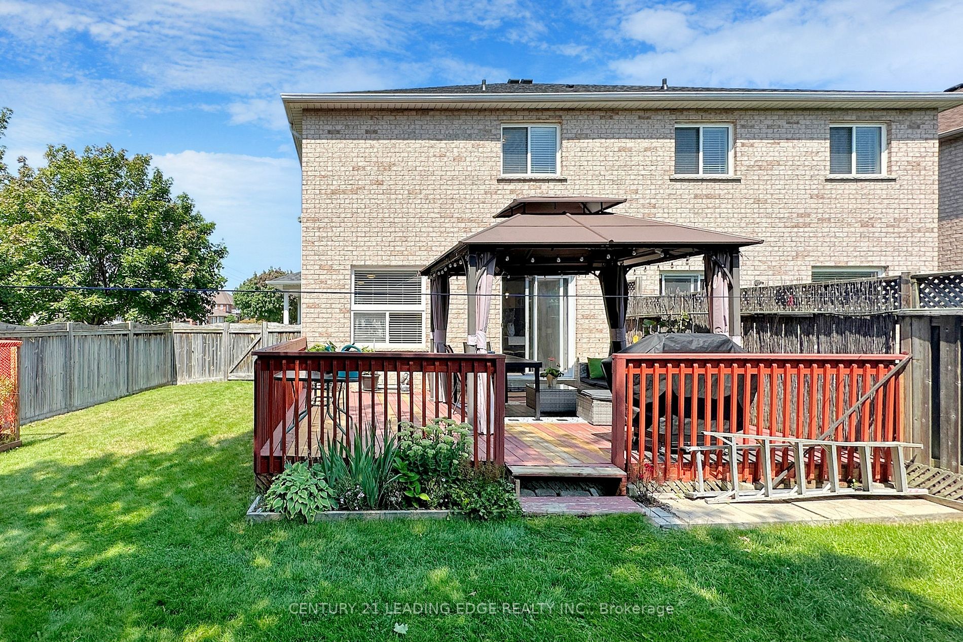 1 Teagarden Crt