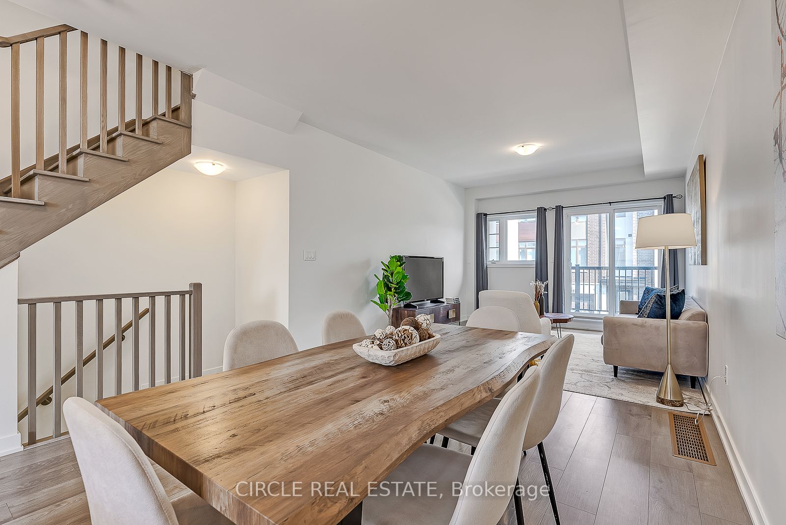 250 Finch Avenue, #207