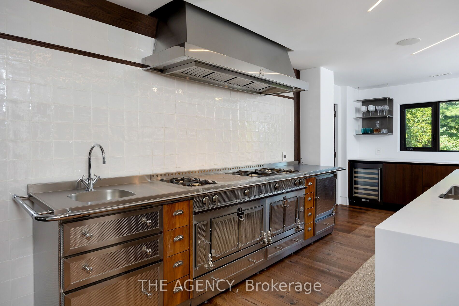 104 Fallingbrook Rd