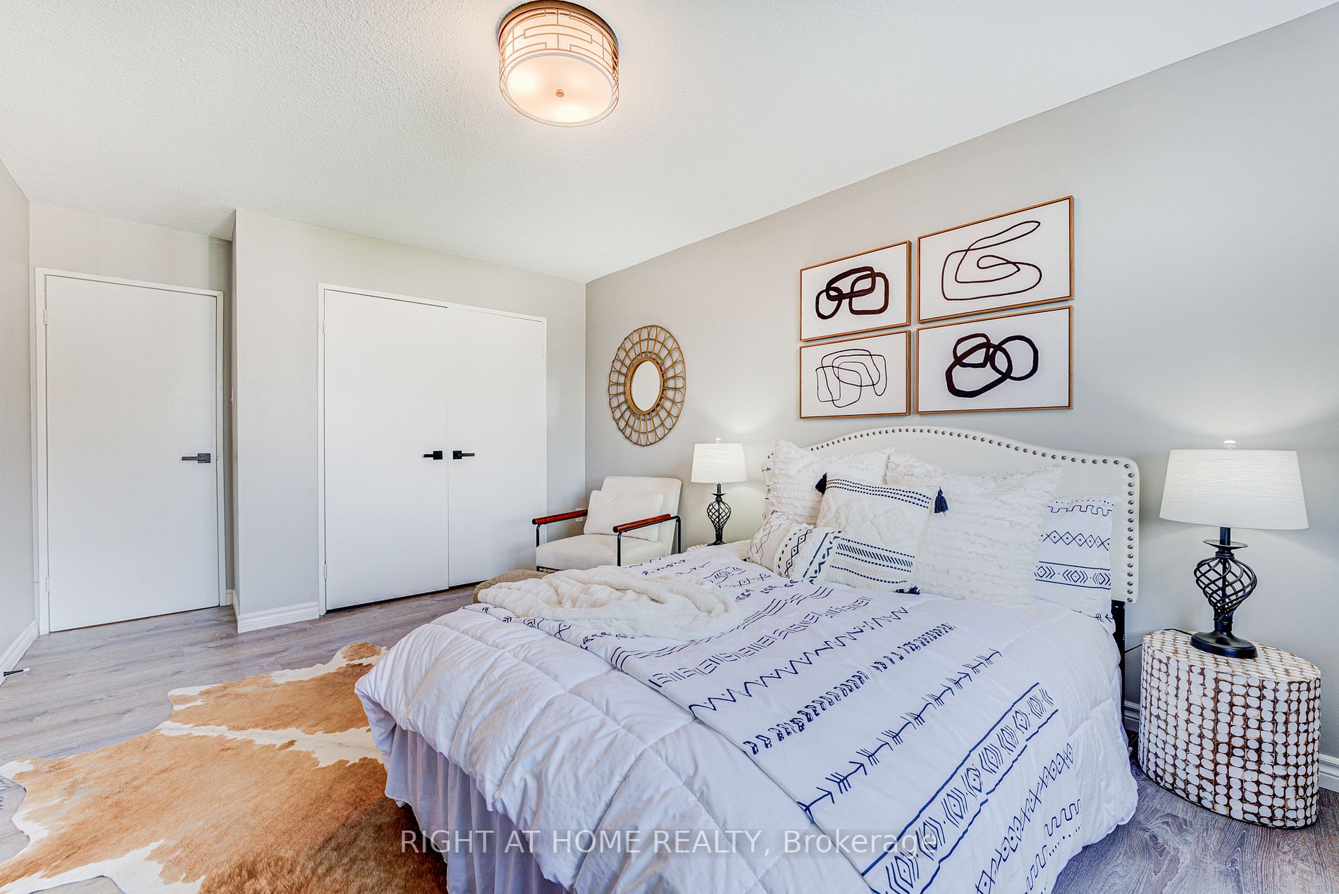 1950 Kennedy Rd, #808