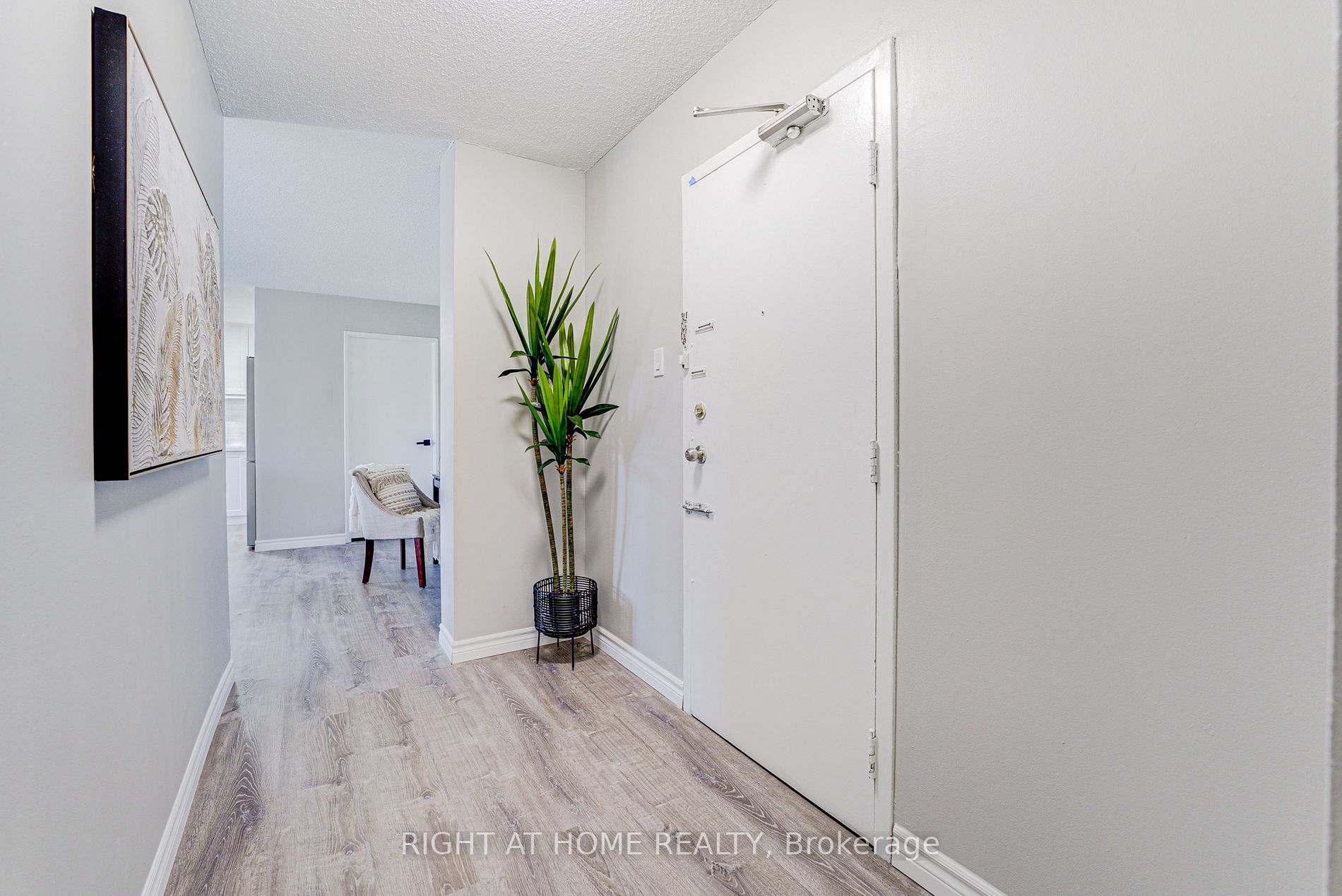 1950 Kennedy Rd, #808