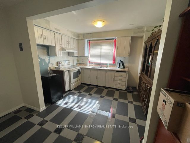 960 Glen Street, #56