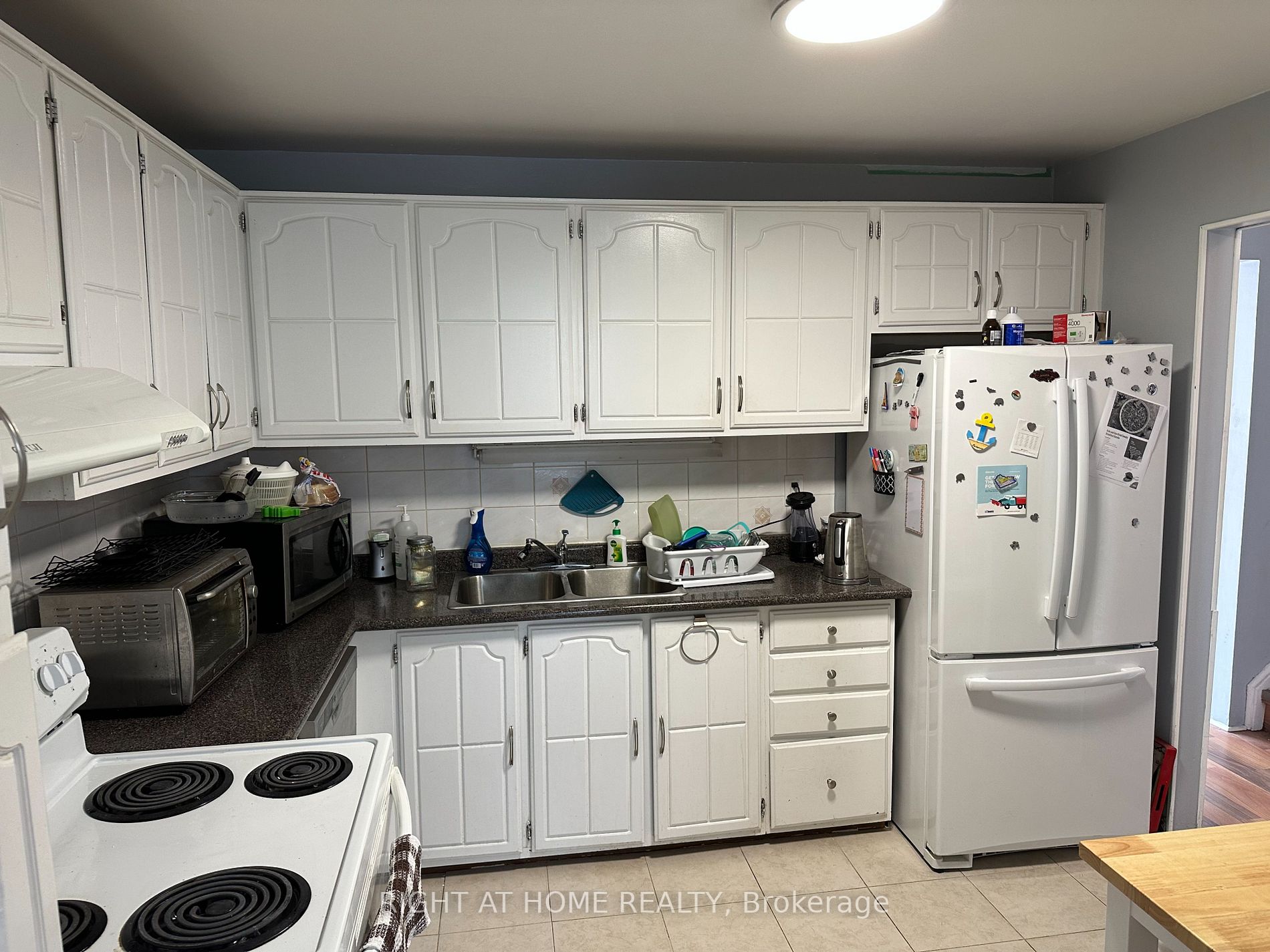 91 l'amoreaux Drive, #94