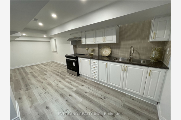 30 Dunwell Cres, Ajax