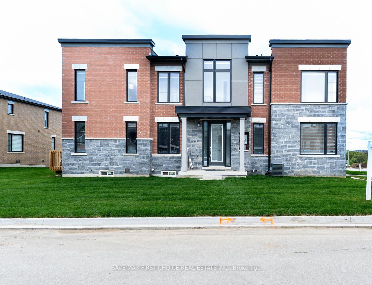 98 Pine Gate Pl