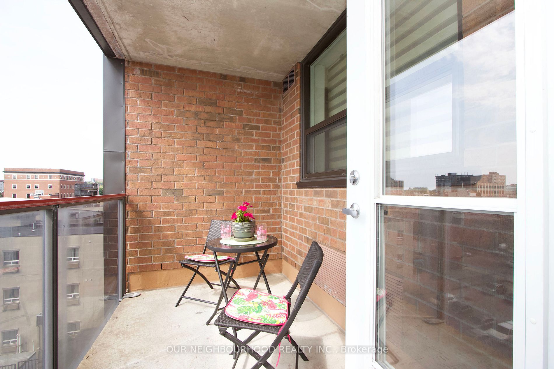 80 Athol Street E, #604
