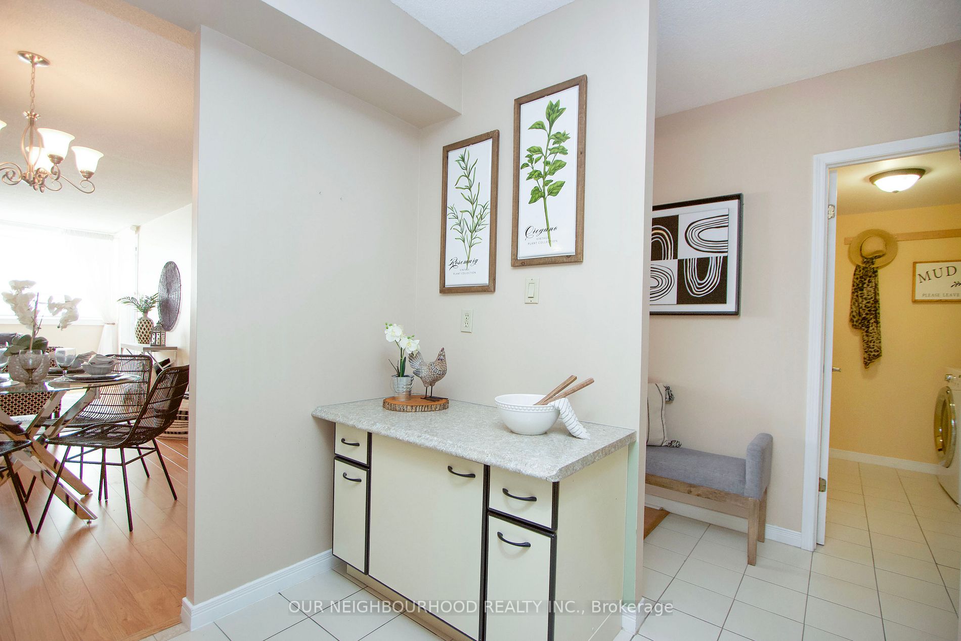 80 Athol Street E, #604
