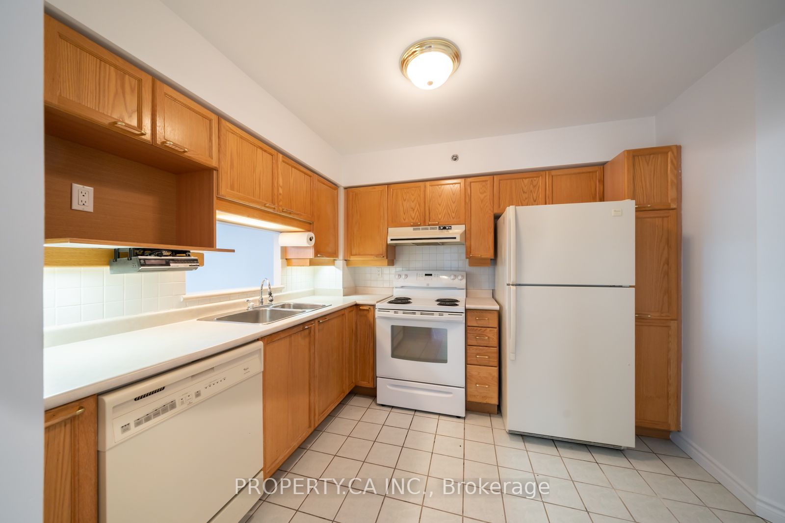 115 Bonis Ave, #412