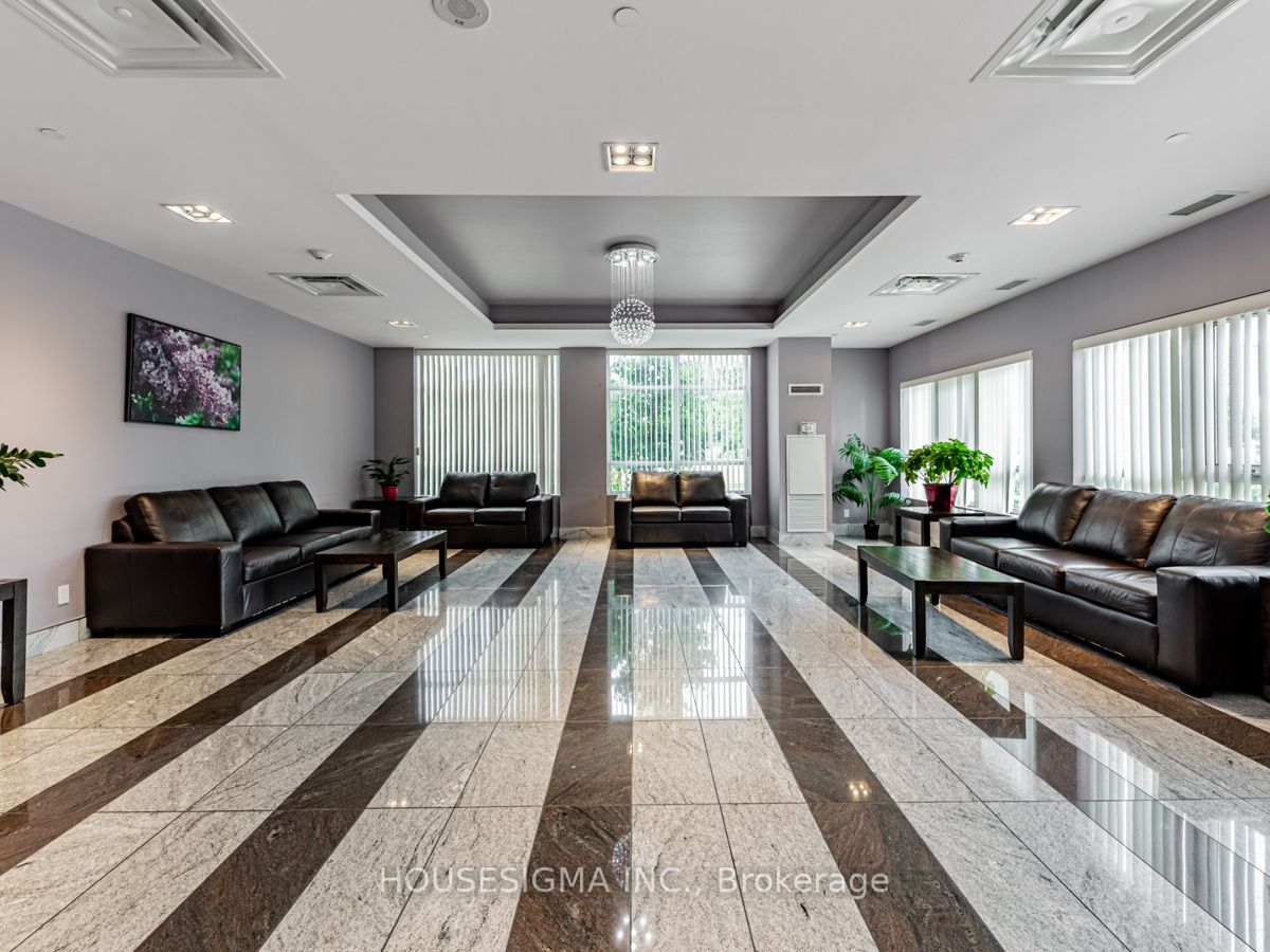1328 Birchmount Rd, #513