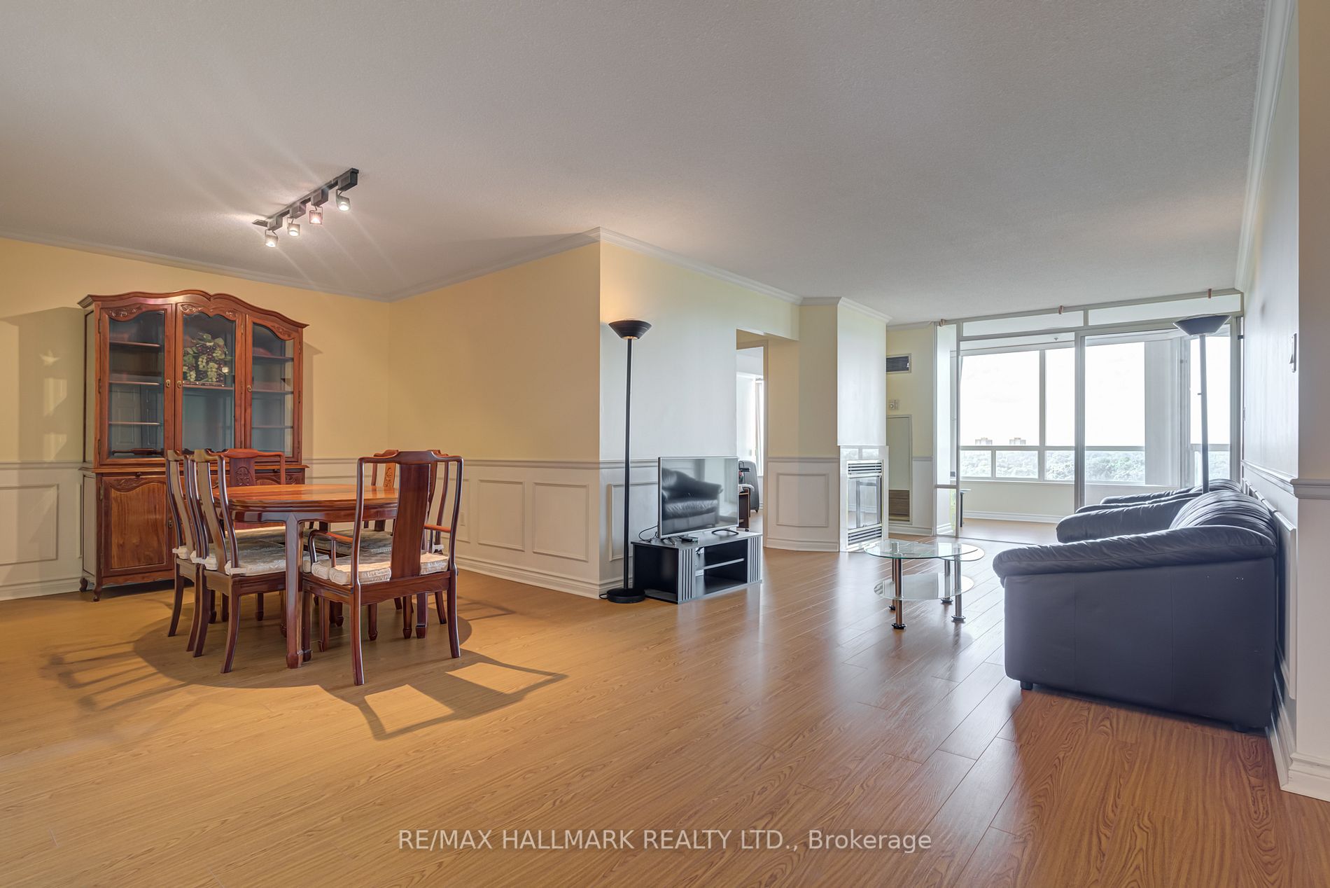 168 Bonis Ave, #1507