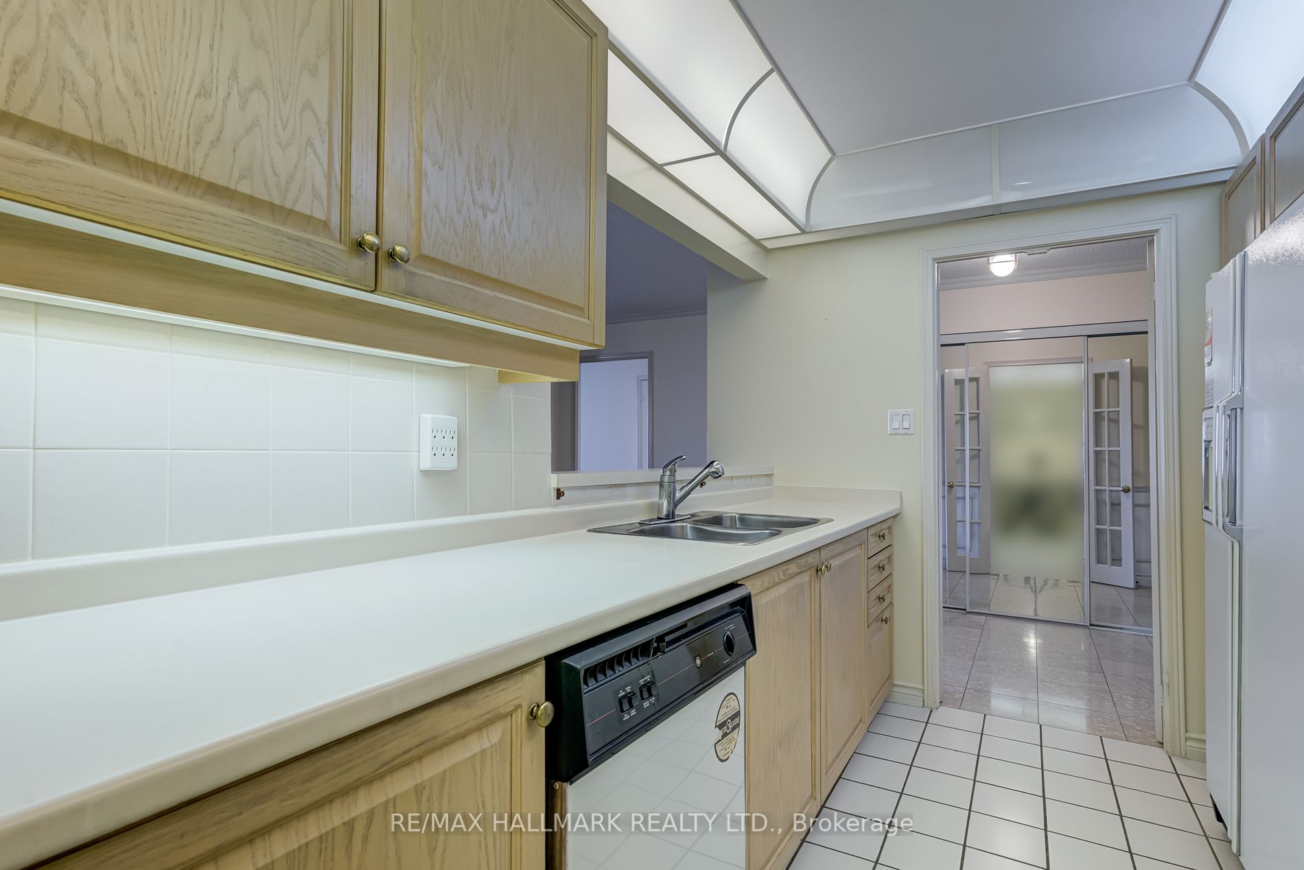 168 Bonis Ave, #1507