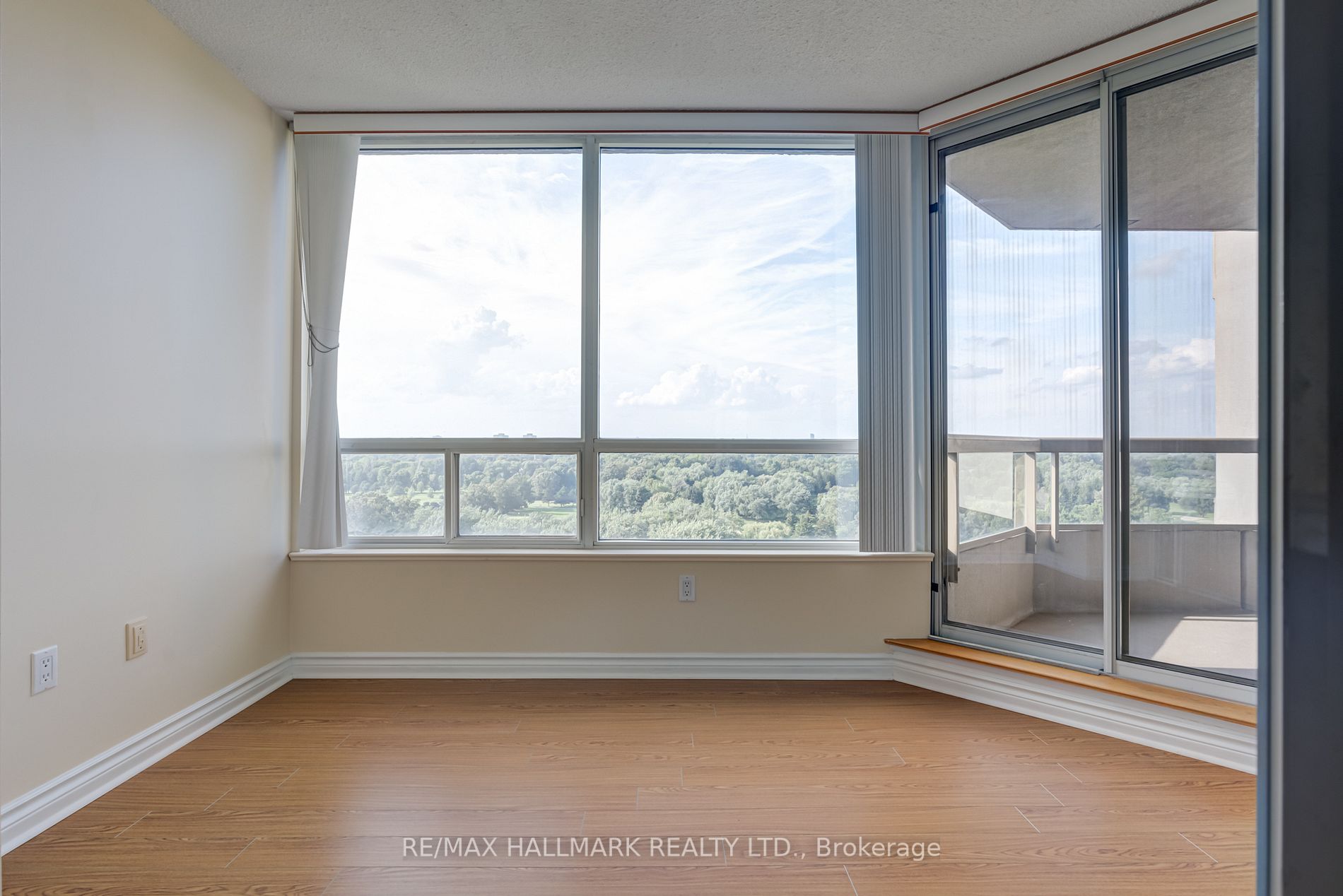 168 Bonis Ave, #1507