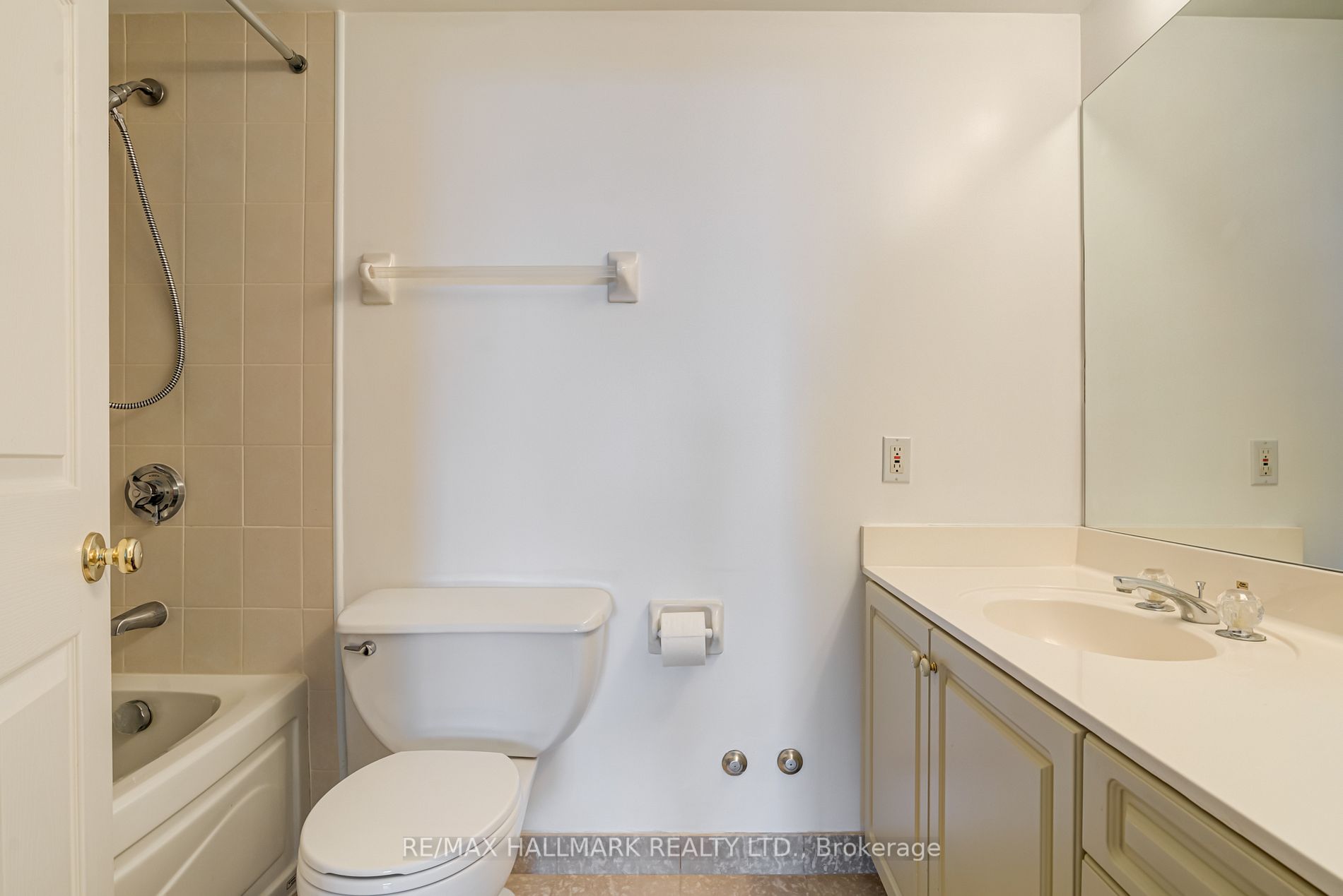 168 Bonis Ave, #1507