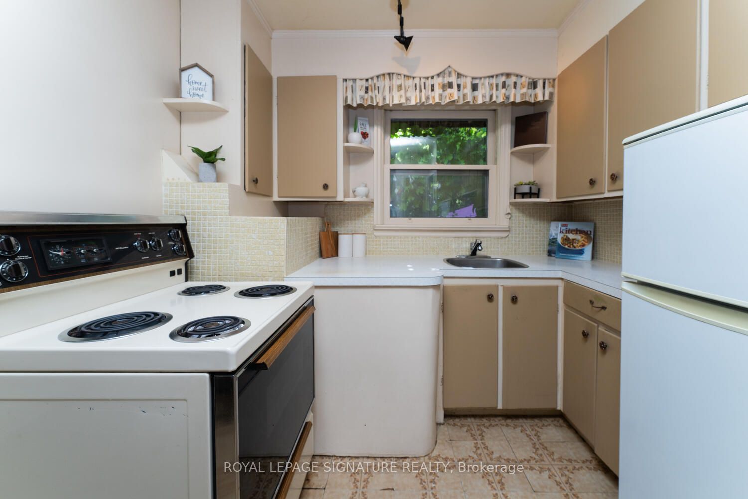 86 Bobmar Rd