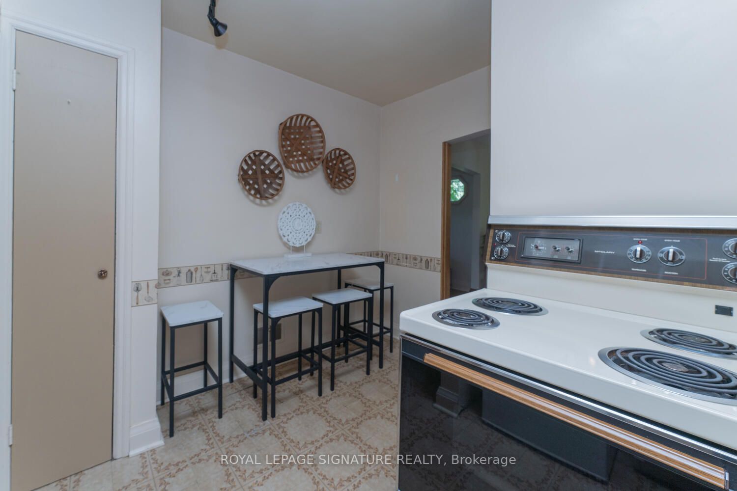 86 Bobmar Rd