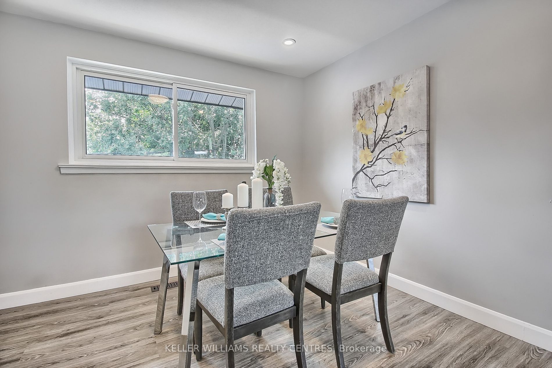 44 Woodgarden Cres