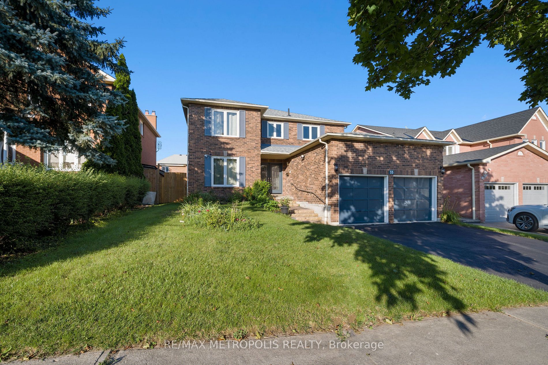 33 Wilce Dr