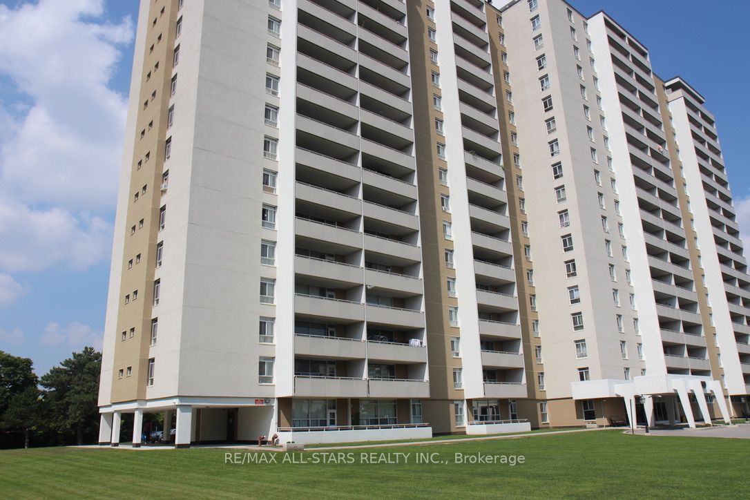 2550 Pharmacy Ave, #209