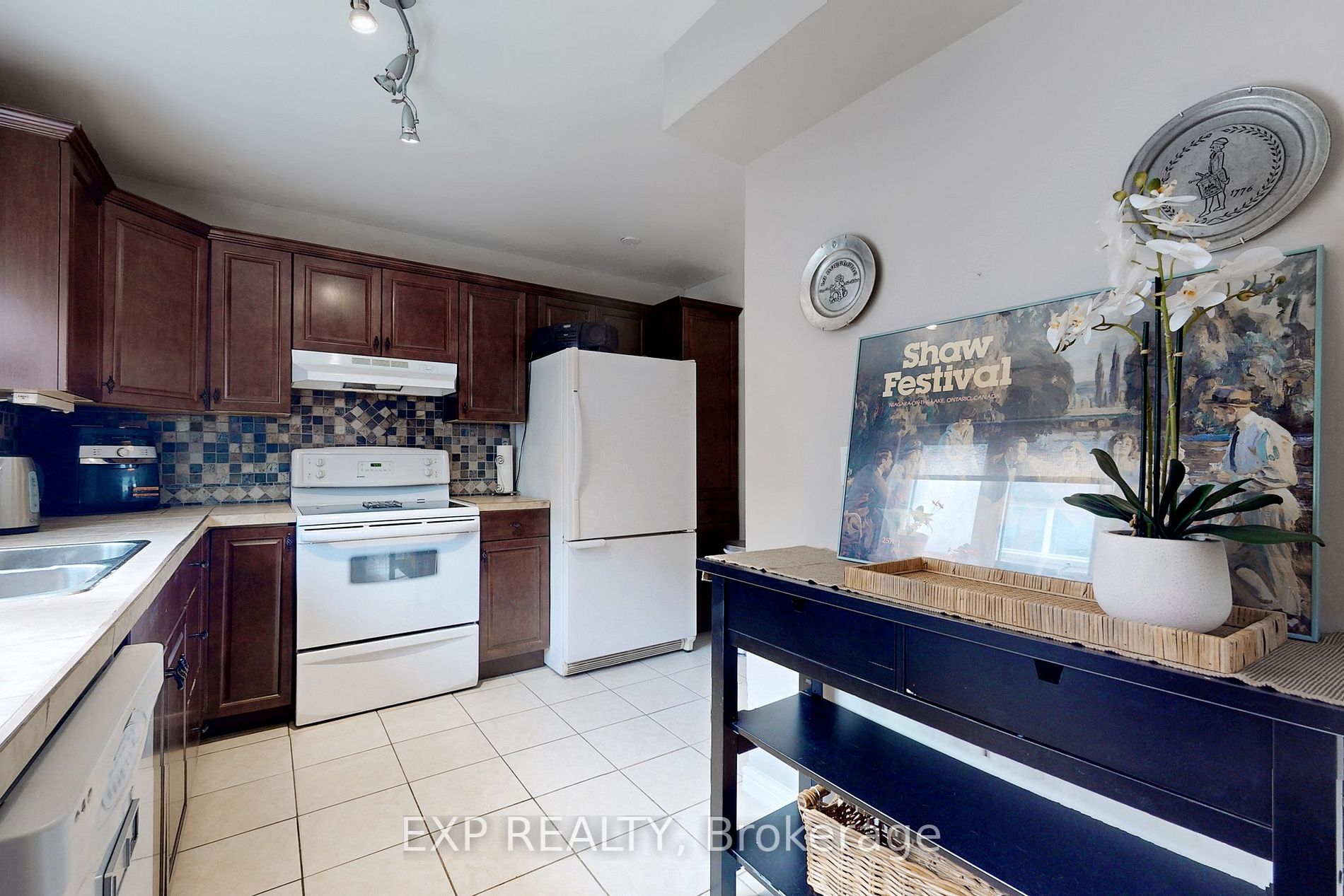 1235 Radom St, #81