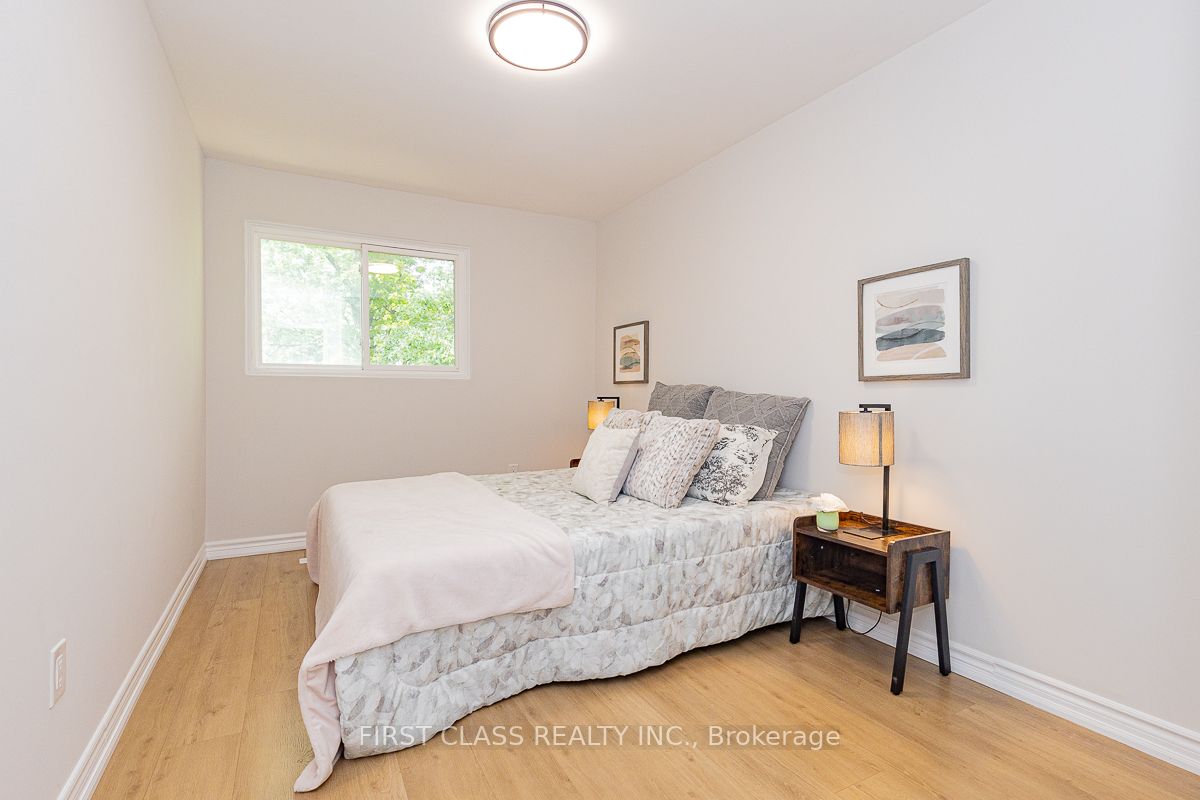 270 Timberbank Blvd, #114