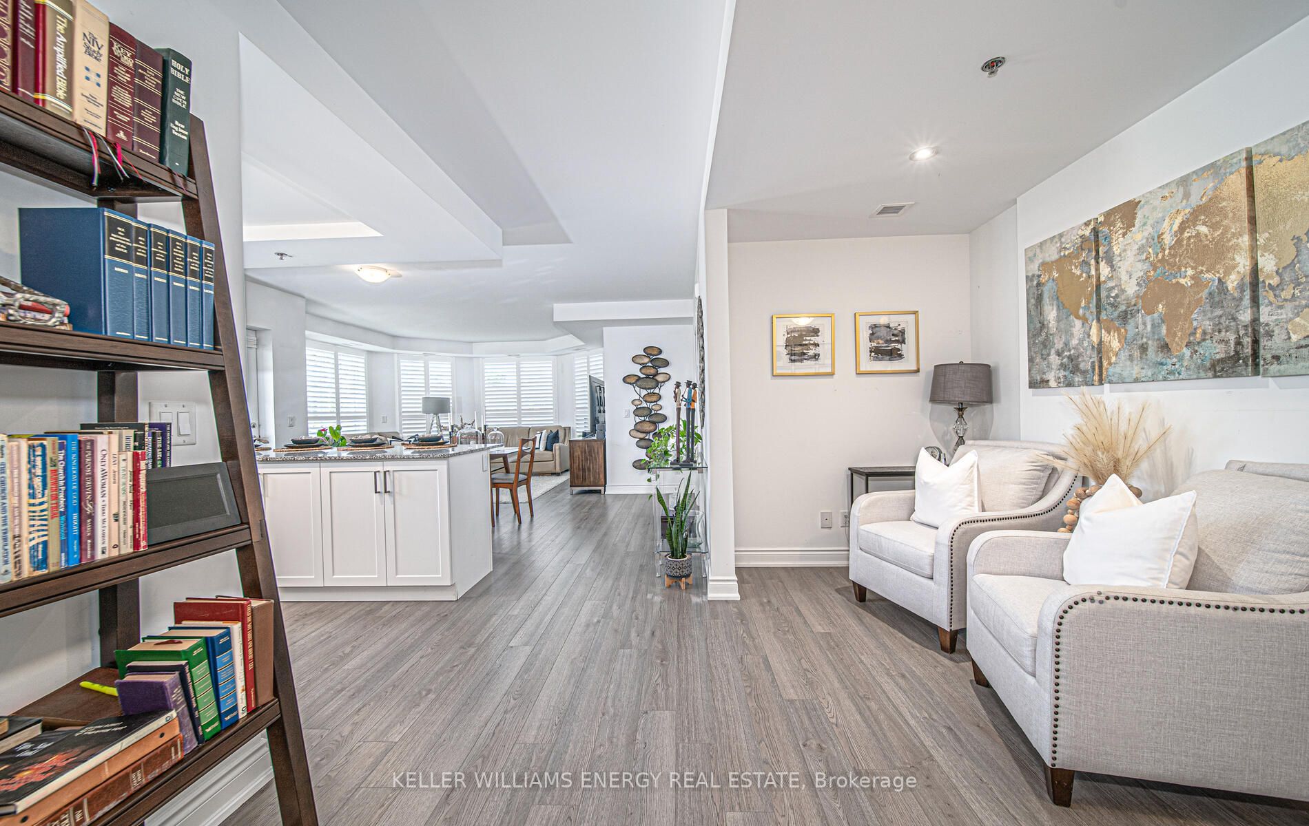 21 Brookhouse Dr, #101
