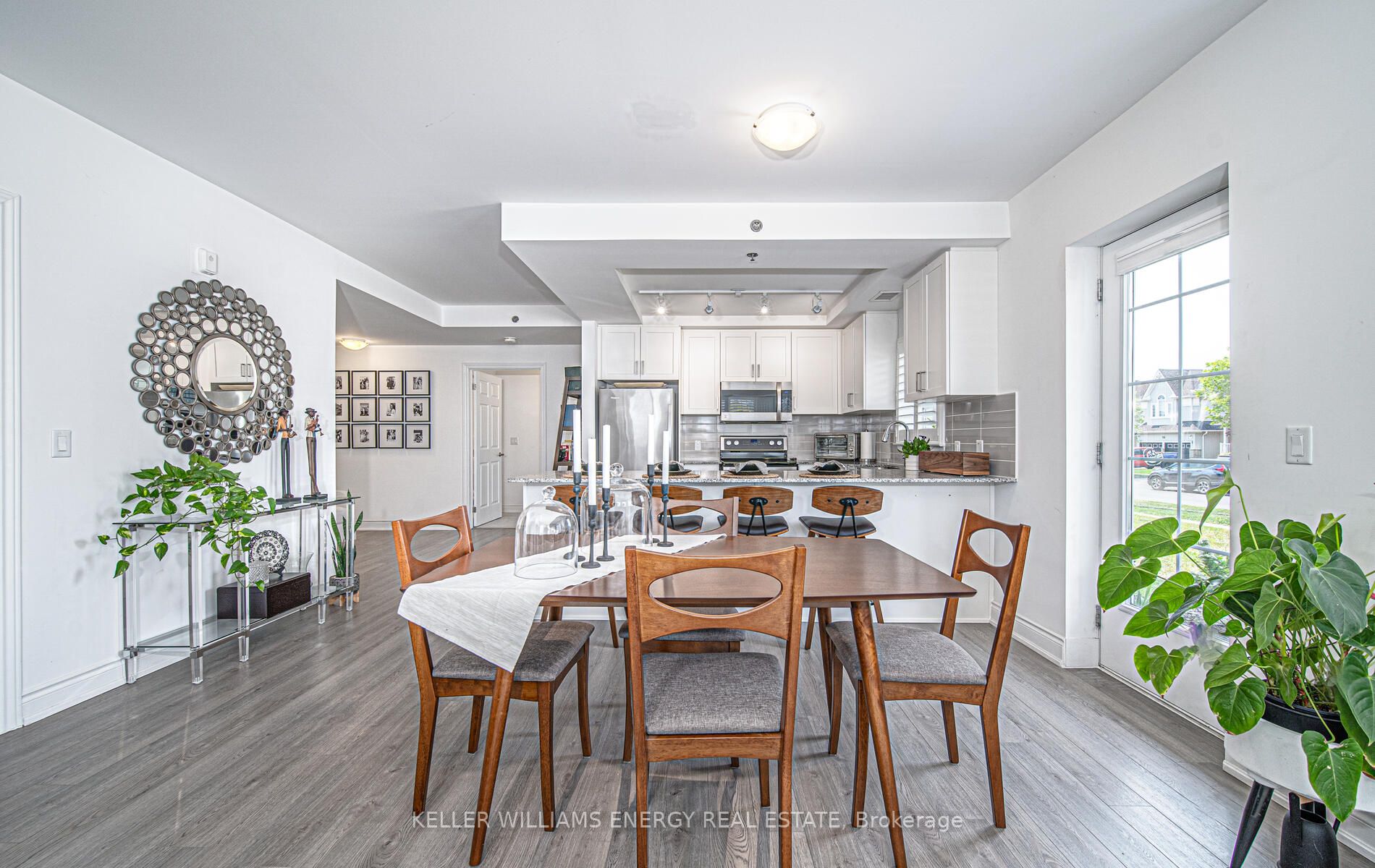 21 Brookhouse Dr, #101