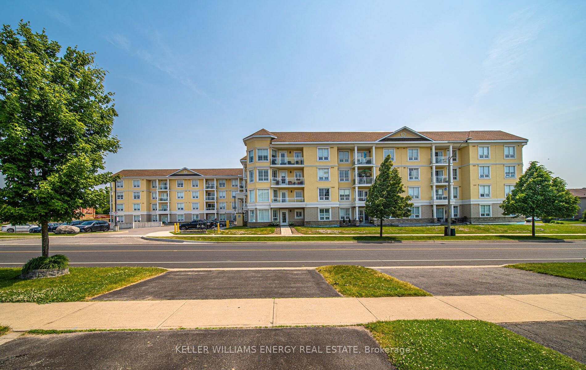 21 Brookhouse Dr, #101