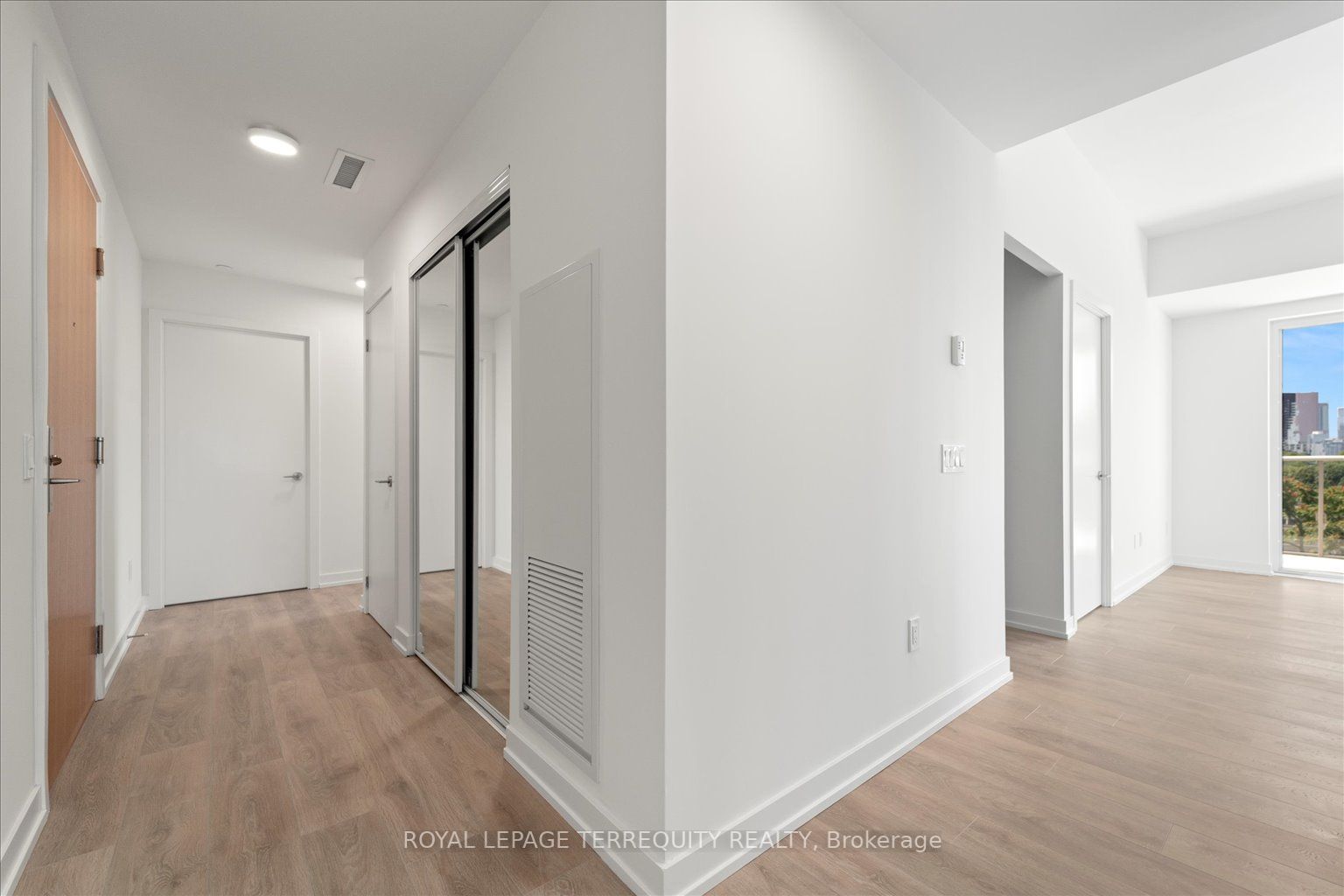 Listing E6764524 - Large Photo # 3