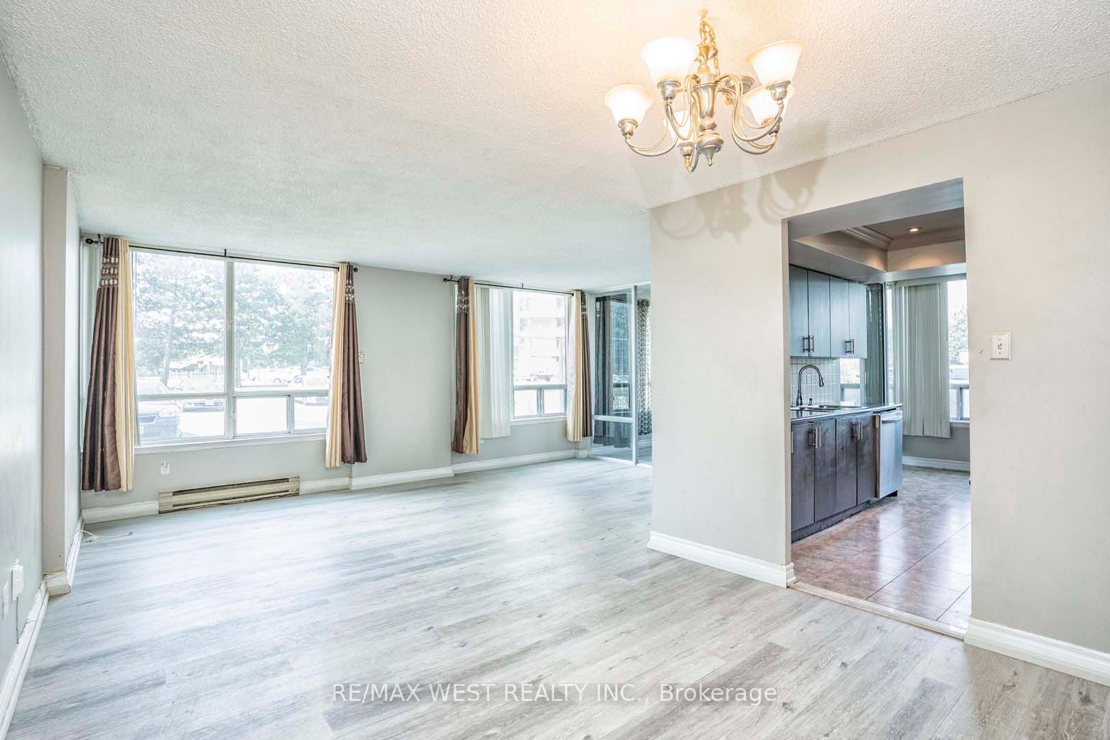 350 Alton Towers Circle, #103