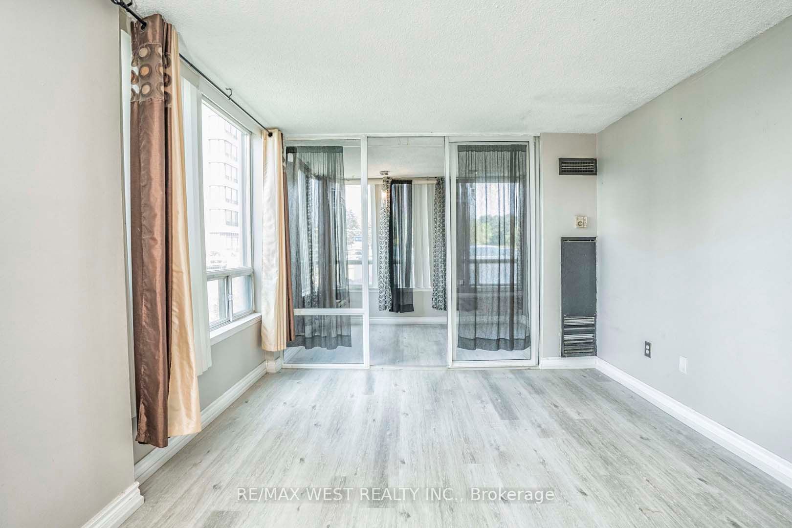 350 Alton Towers Circle, #103