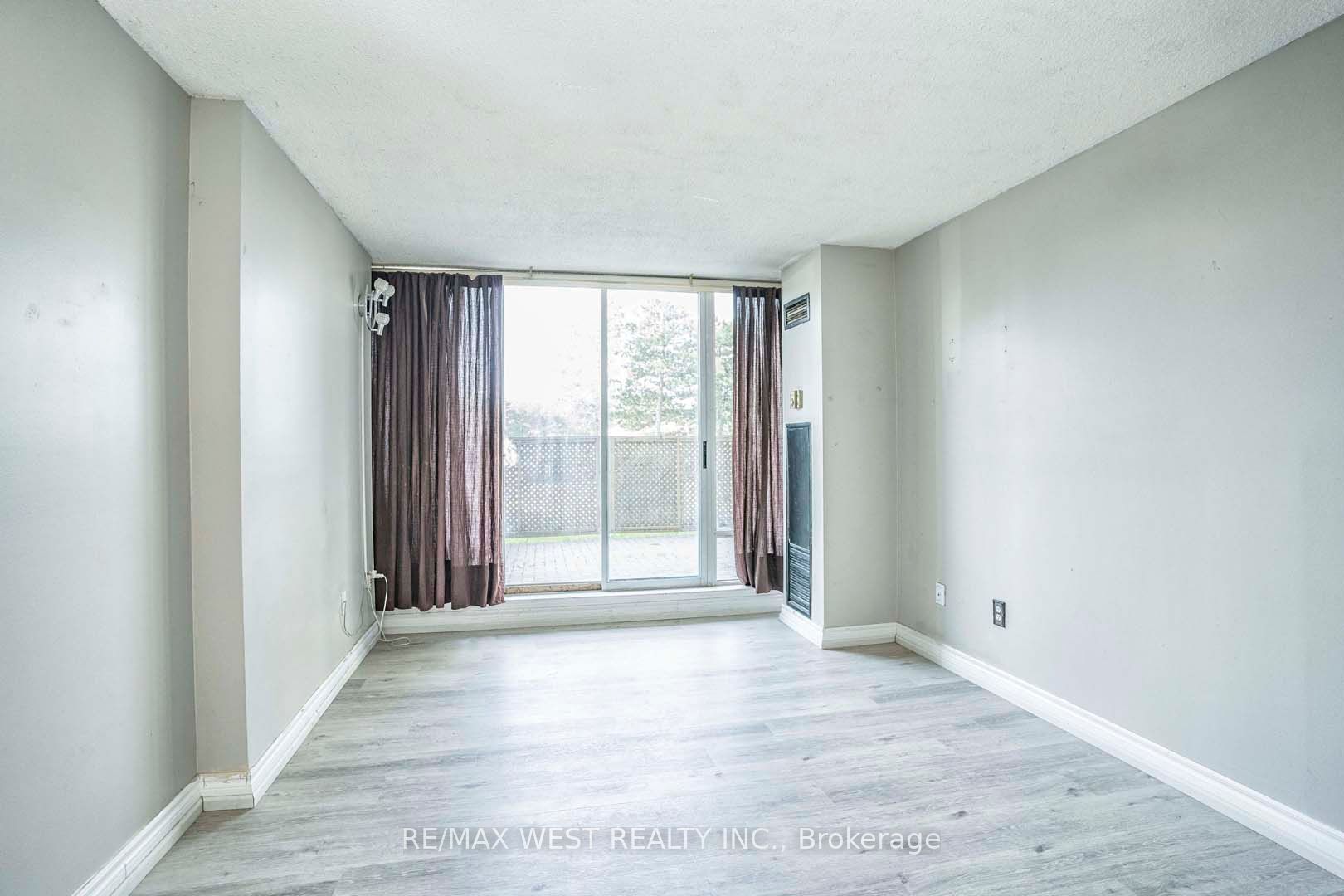 350 Alton Towers Circle, #103
