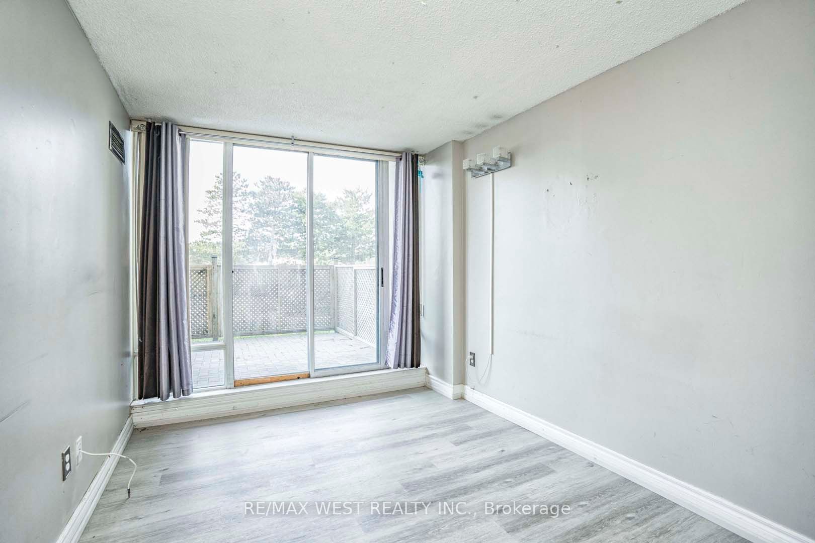 350 Alton Towers Circle, #103