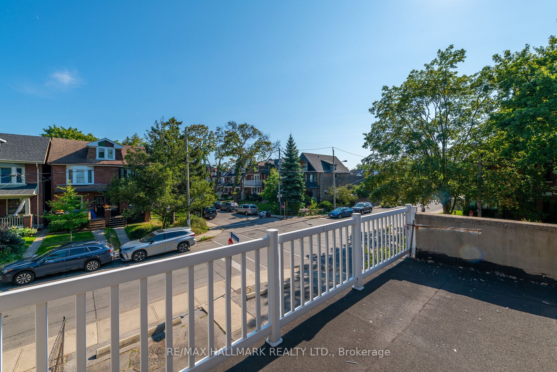 2 Fielding Avenue