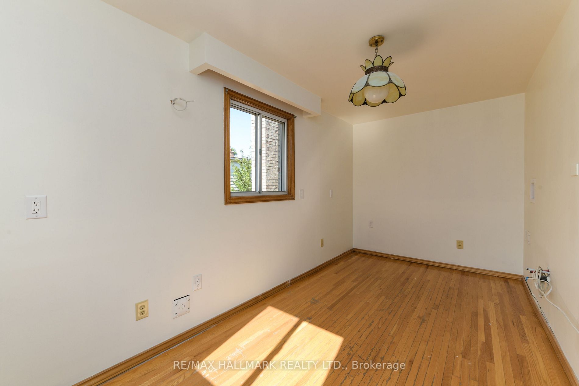 2 Fielding Avenue