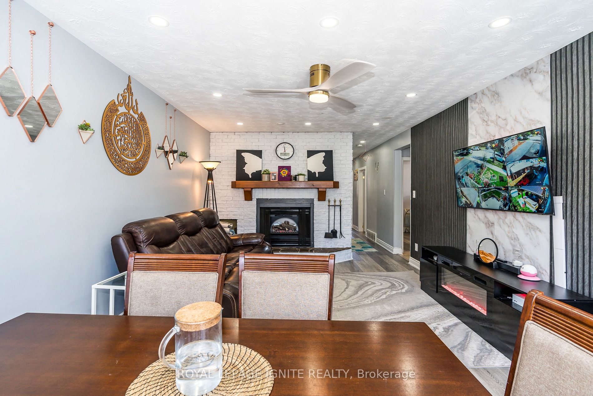 15 Huddleston Crt