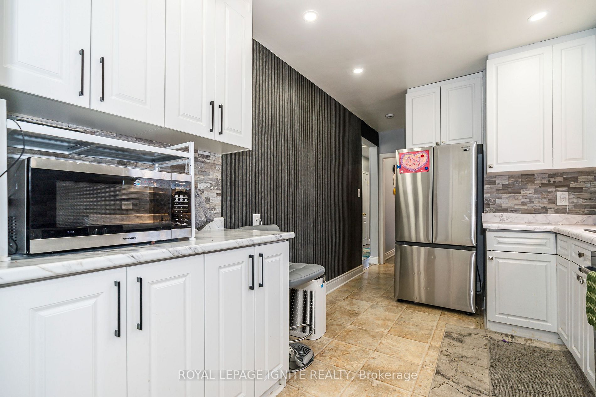 15 Huddleston Crt