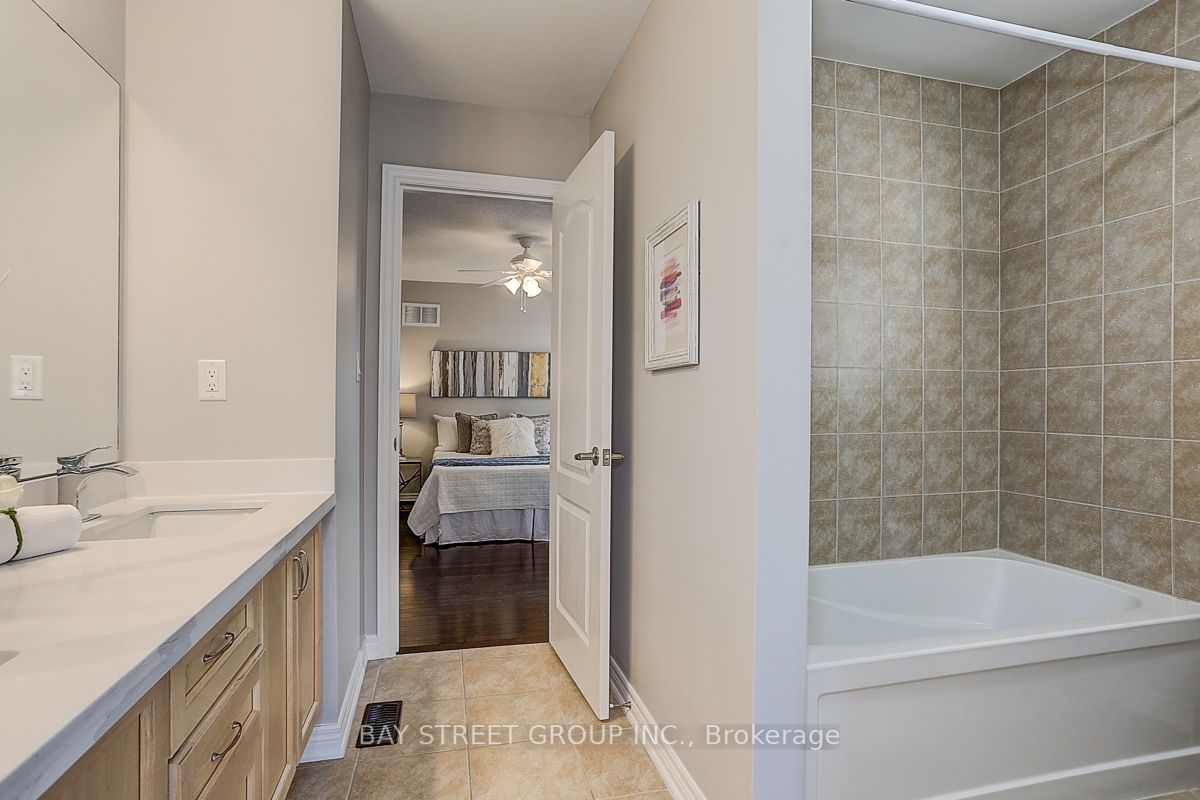36 Endeavour Crt