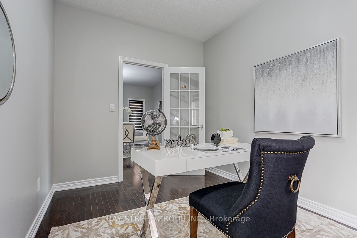 36 Endeavour Crt