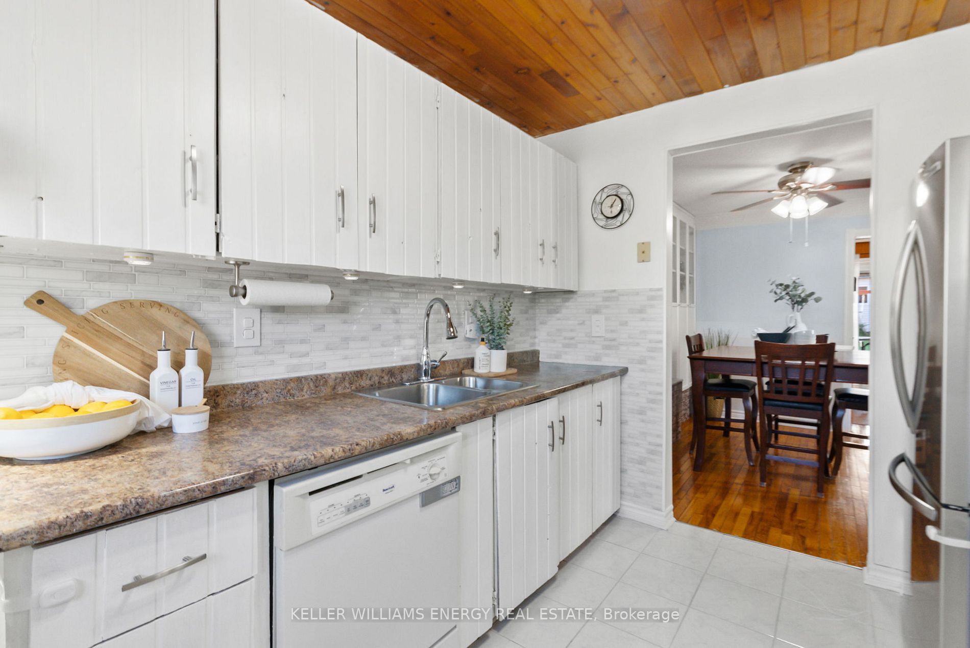 320 Chaleur Ave