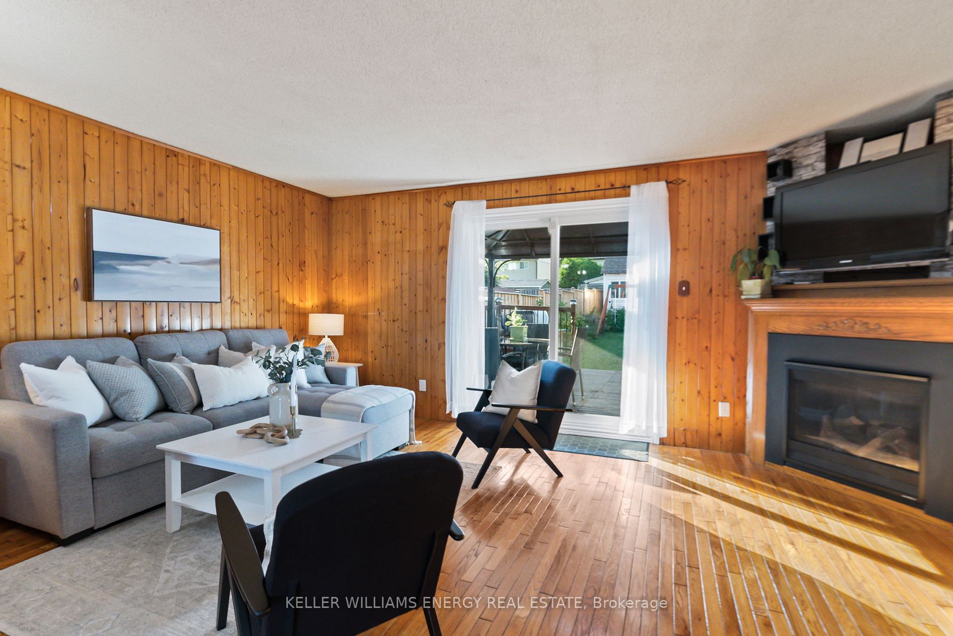 320 Chaleur Ave
