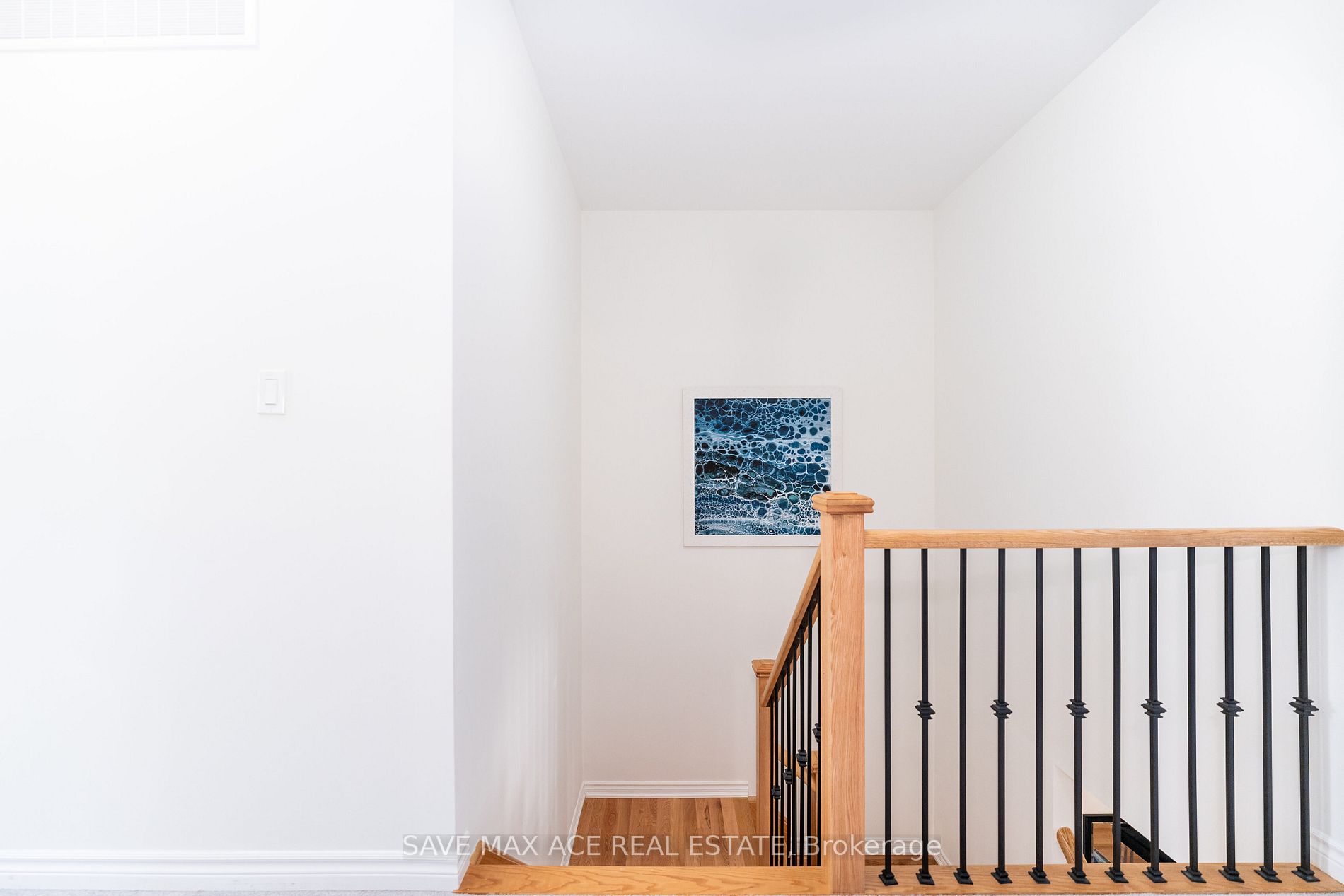 24 Hickling Lane