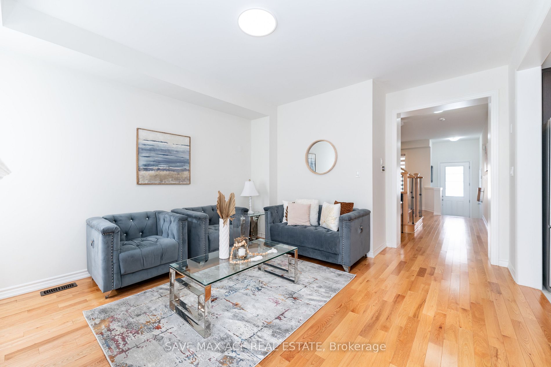 24 Hickling Lane