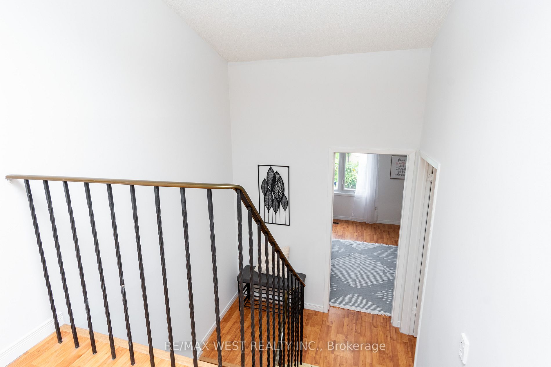 15 Guildwood Pkwy, #16